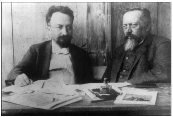 Fig. 7. Adolf Beck (left) and Napoleon Cybulski (right) were closely working together in electroencephalography in Kraków and in Lwów. This photo is made in 2011 while they were writing the textbook ‘Fizjologii Czŀowieka’ (‘Human Physiology’), which appeared in 1915. This was a popular must among medical students and doctors. Cybulski was a Polish pioneer in neurophysiology and endocrinology and the discoverer of adrenaline. He was nominated for the Nobel Prize for Physiology or Medicine in 1911, 1914 and 1918.