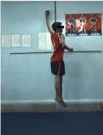 Figure no. 8: Player jumps as high as possible and make another mark at the height of the jump